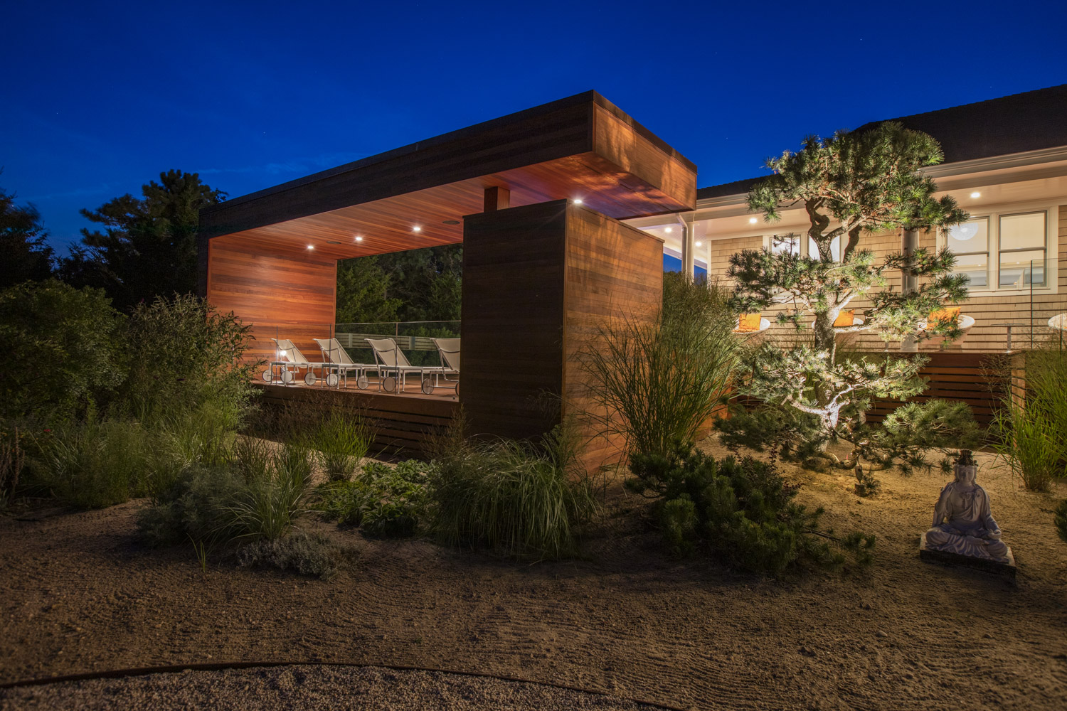 Photo of construction by Ronald Webb Builder.